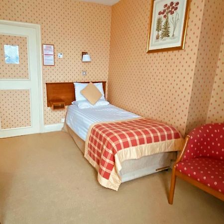 Metropole Hotel And Spa Ландриндод Уелс Екстериор снимка