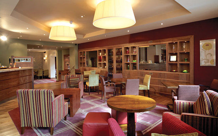 Metropole Hotel And Spa Ландриндод Уелс Екстериор снимка