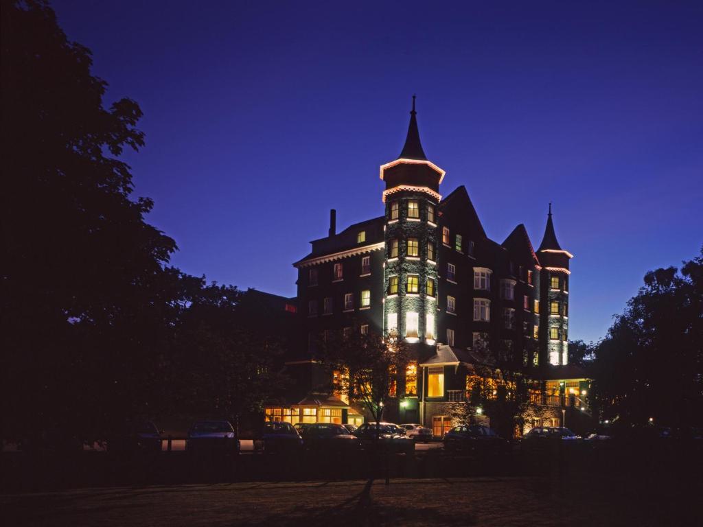 Metropole Hotel And Spa Ландриндод Уелс Екстериор снимка